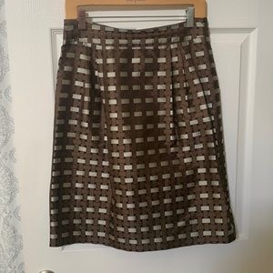 Darling silk Burberry skirt.  Gorgeous! Amazing condition.